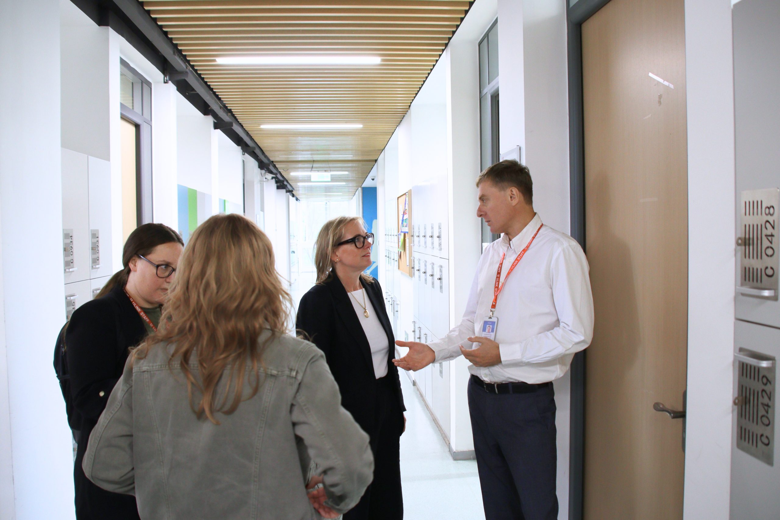 剑桥大学国际考评部代表团到访领科